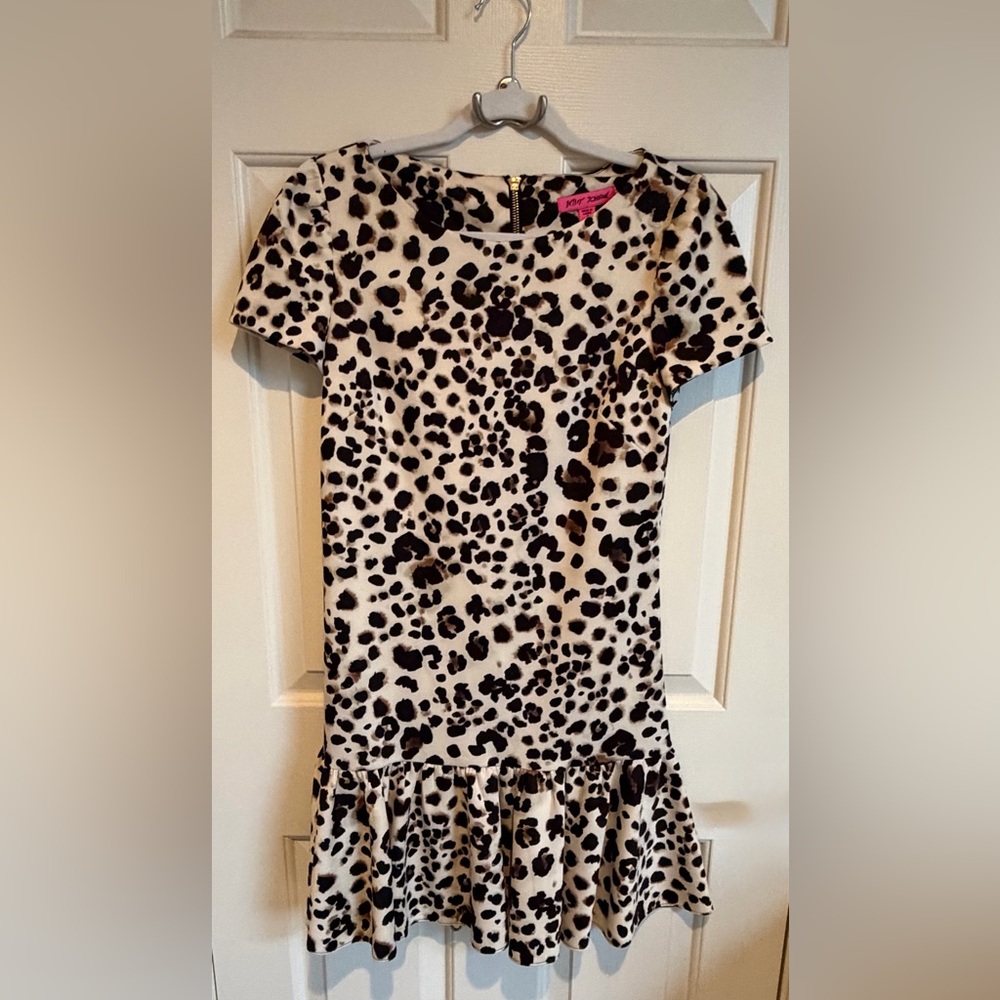 🎉Host Pick 🎉Betsey Johnson Leopard Print Mini Dress, size 4. EUC - Picture 2 of 5